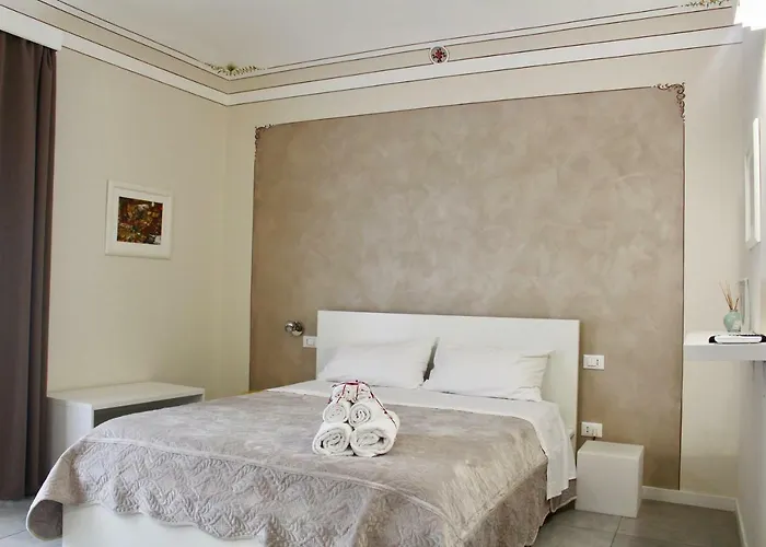 Triscele Glamour Rooms